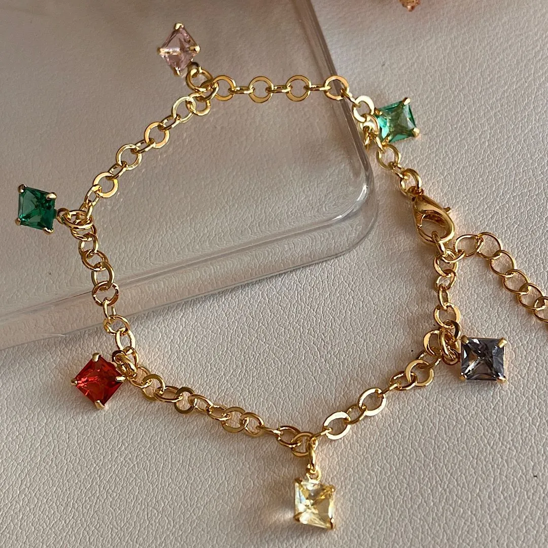 Pulseira com corrente americana com pedras zircônia multicolor