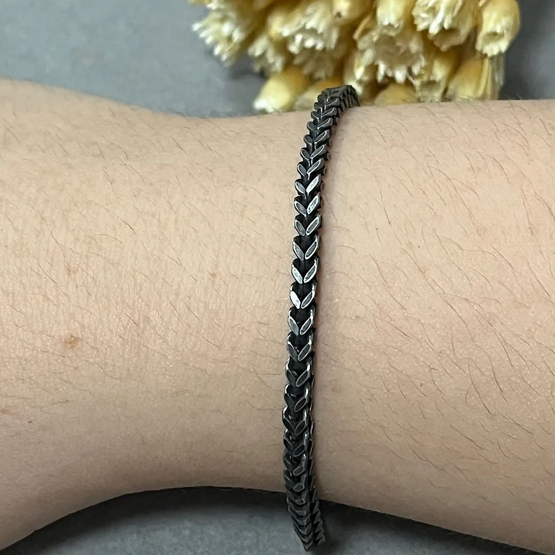 Pulseira Masculina em  aço Preta